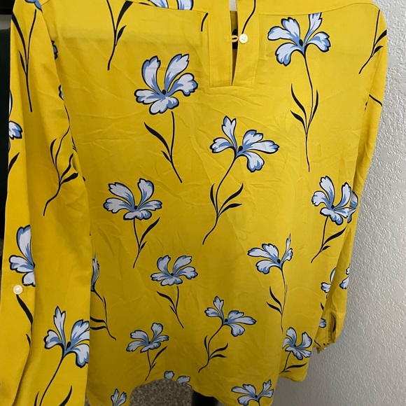 Loft Blouse - Picture 6 of 7